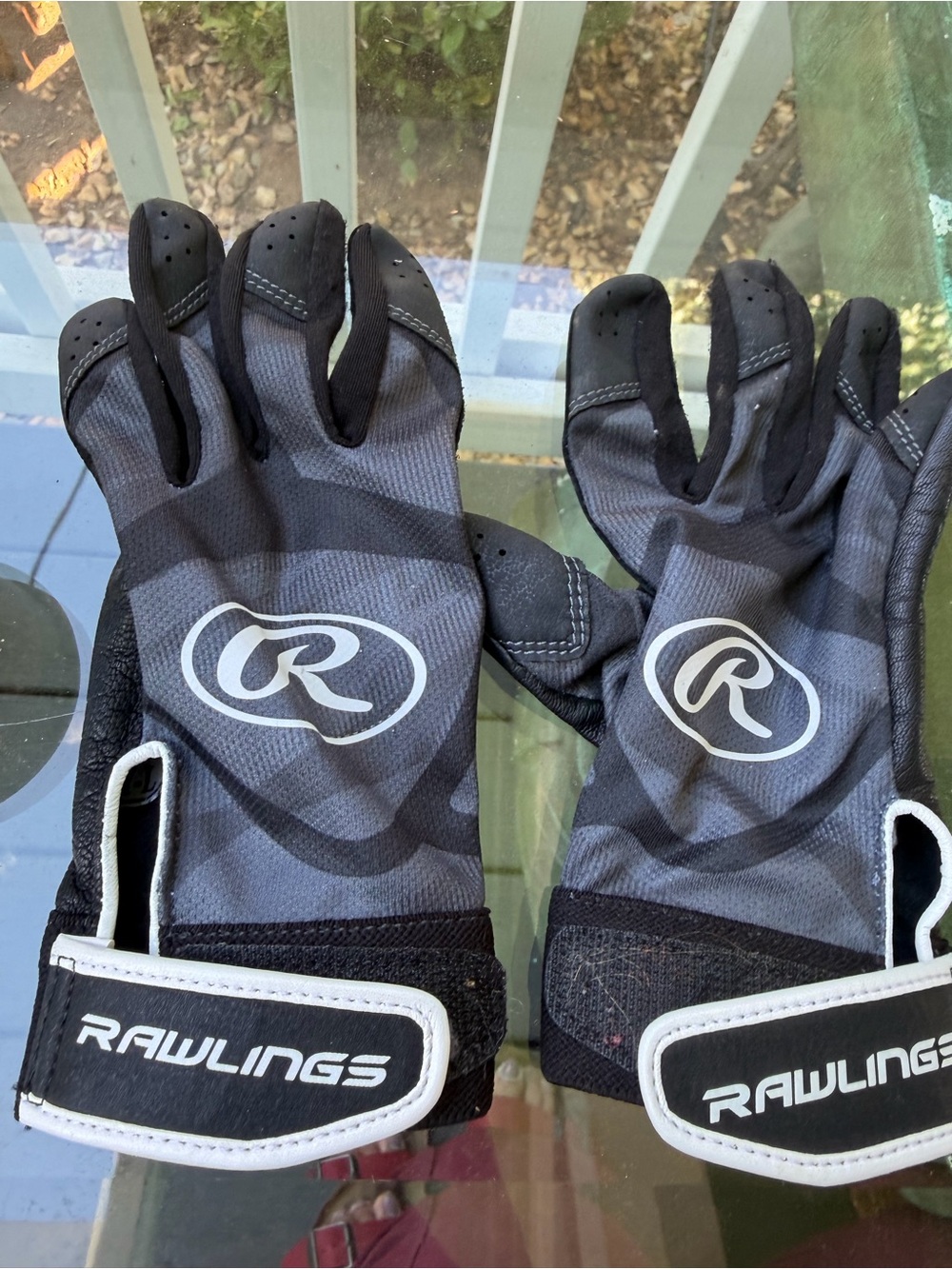 Rawlings gloves - Picture 2 of 8